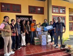 Bank NTT Cabang Ende Salurkan 100 Paket Sembako untuk Korban Gempa
