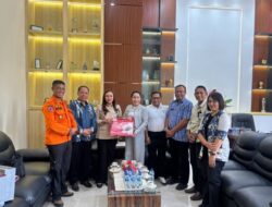 Serena Francis Datang Langsung ke Sumba, Bawa Bantuan Rp50 Juta dari Solidaritas ASN Kota Kupang